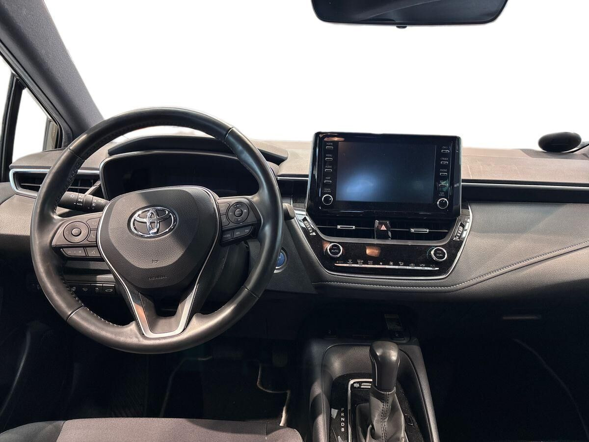 Bronze Toyota Corolla fra 2020