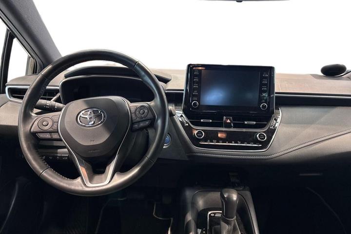 Bronze Toyota Corolla fra 2020