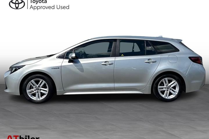 Sølv Toyota Corolla fra 2019