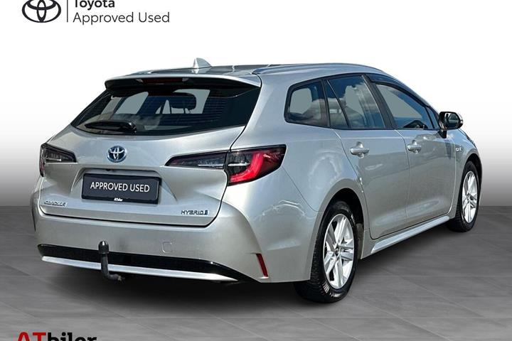 Sølv Toyota Corolla fra 2019