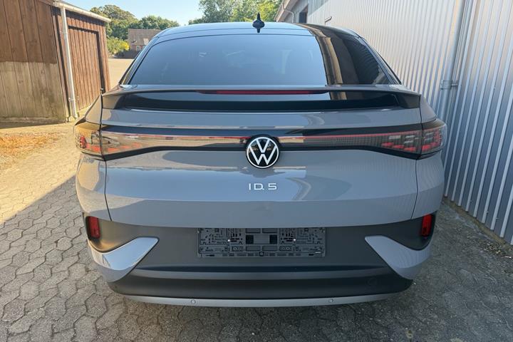 Grå VW ID.5 fra 2024