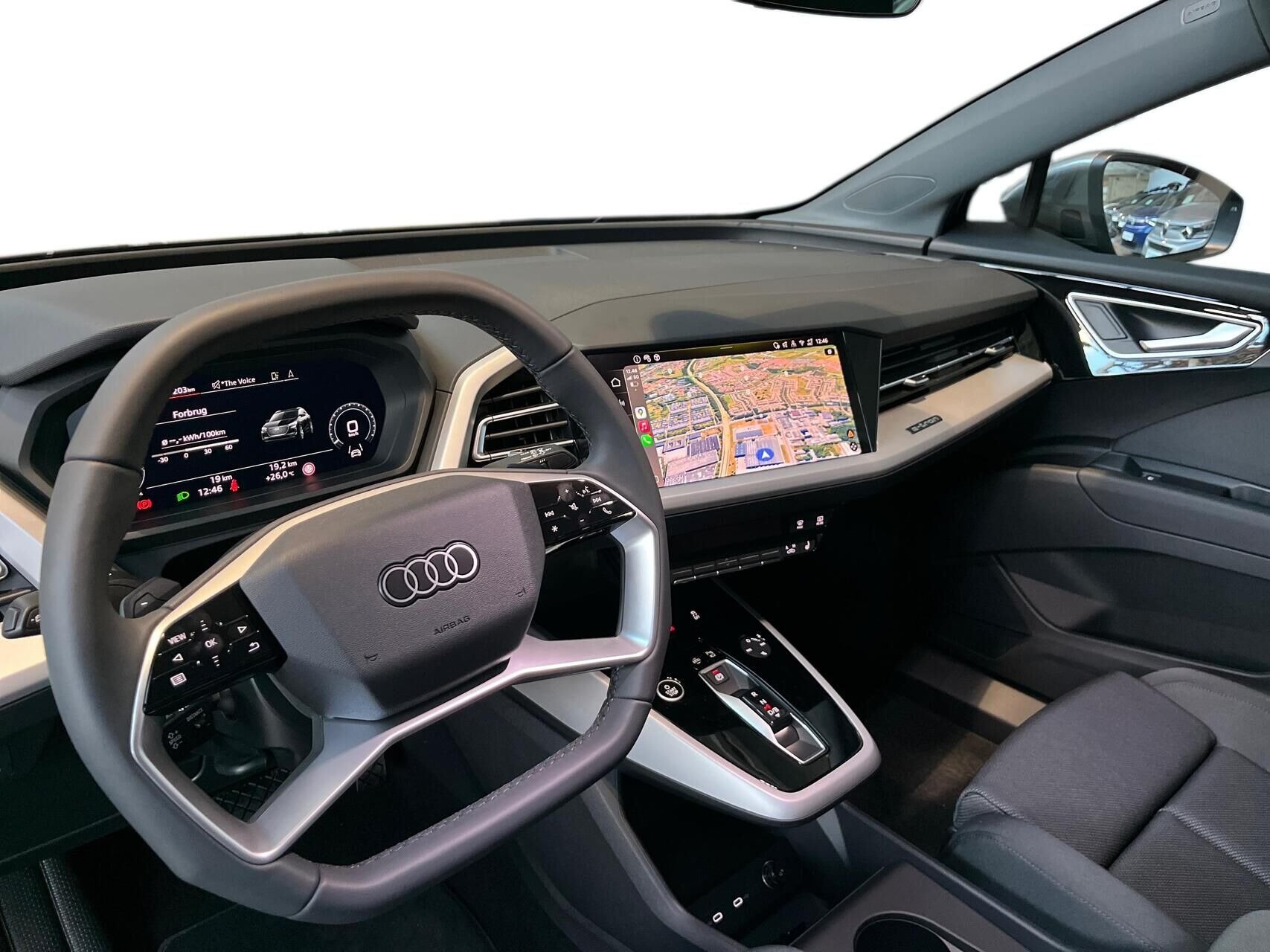 Grå Audi Q4 fra 2026
