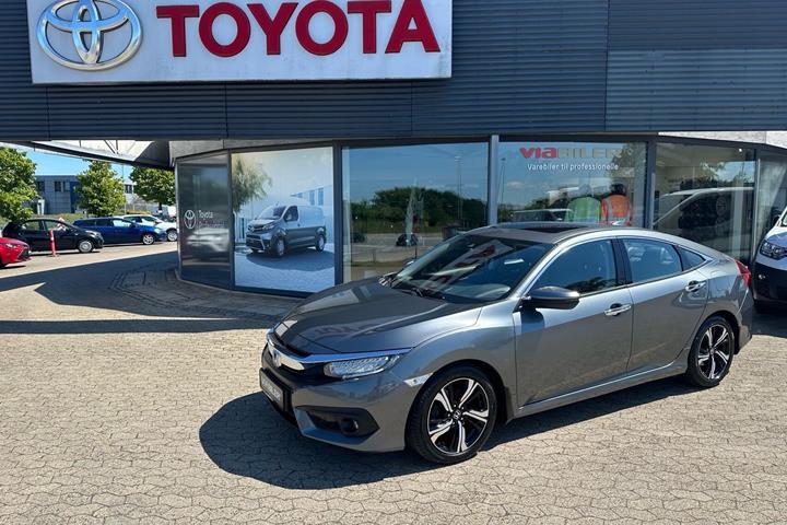 Sort Honda Civic fra 2018 set udefra