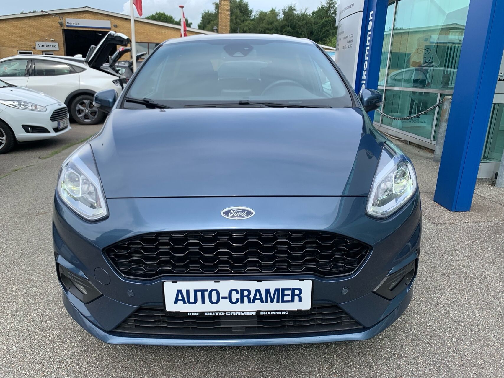 Blå Ford Fiesta fra 2021