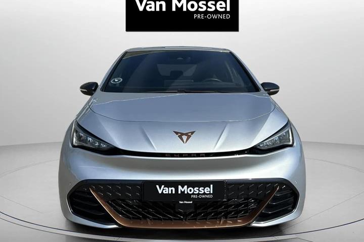 Sølv Cupra Born fra 2022