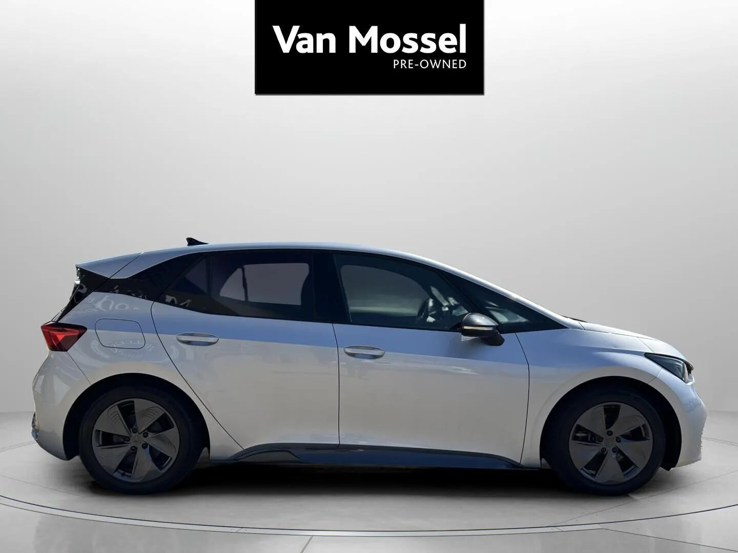 Sølv Cupra Born fra 2022