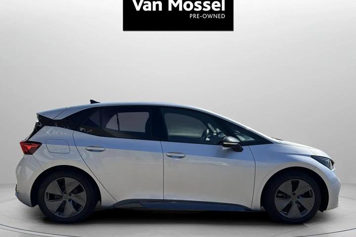 Sølv Cupra Born fra 2022
