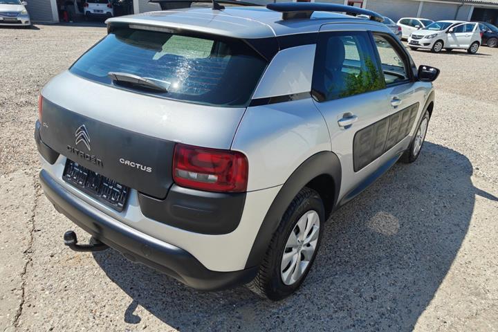Gul Citroën C4 Cactus fra 2015