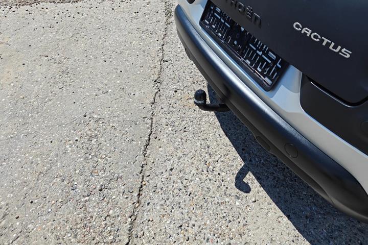 Gul Citroën C4 Cactus fra 2015