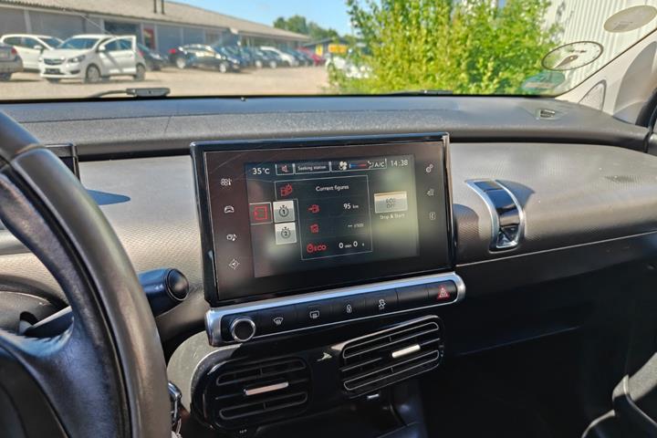 Gul Citroën C4 Cactus fra 2015