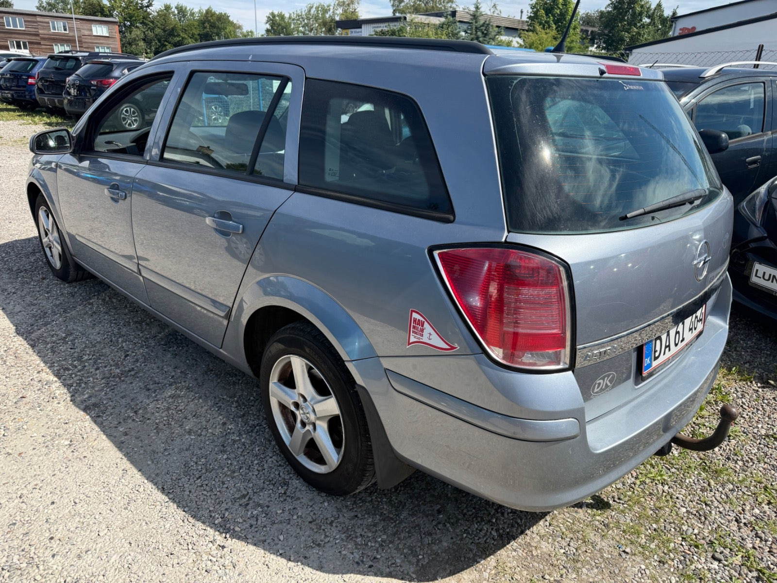 Grå Opel Astra fra 2006
