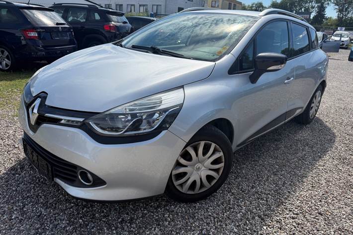 Sølv Renault Clio IV fra 2014