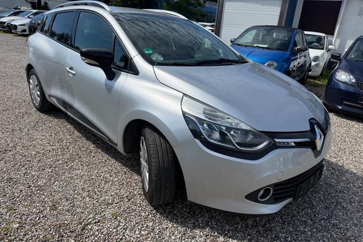 Sølv Renault Clio IV fra 2014