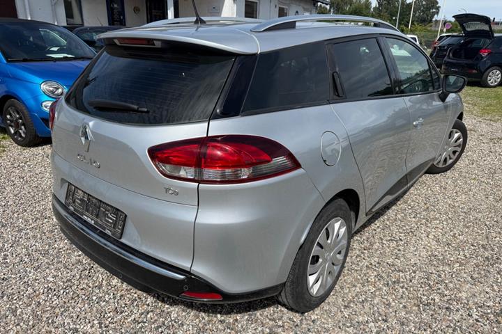 Sølv Renault Clio IV fra 2014