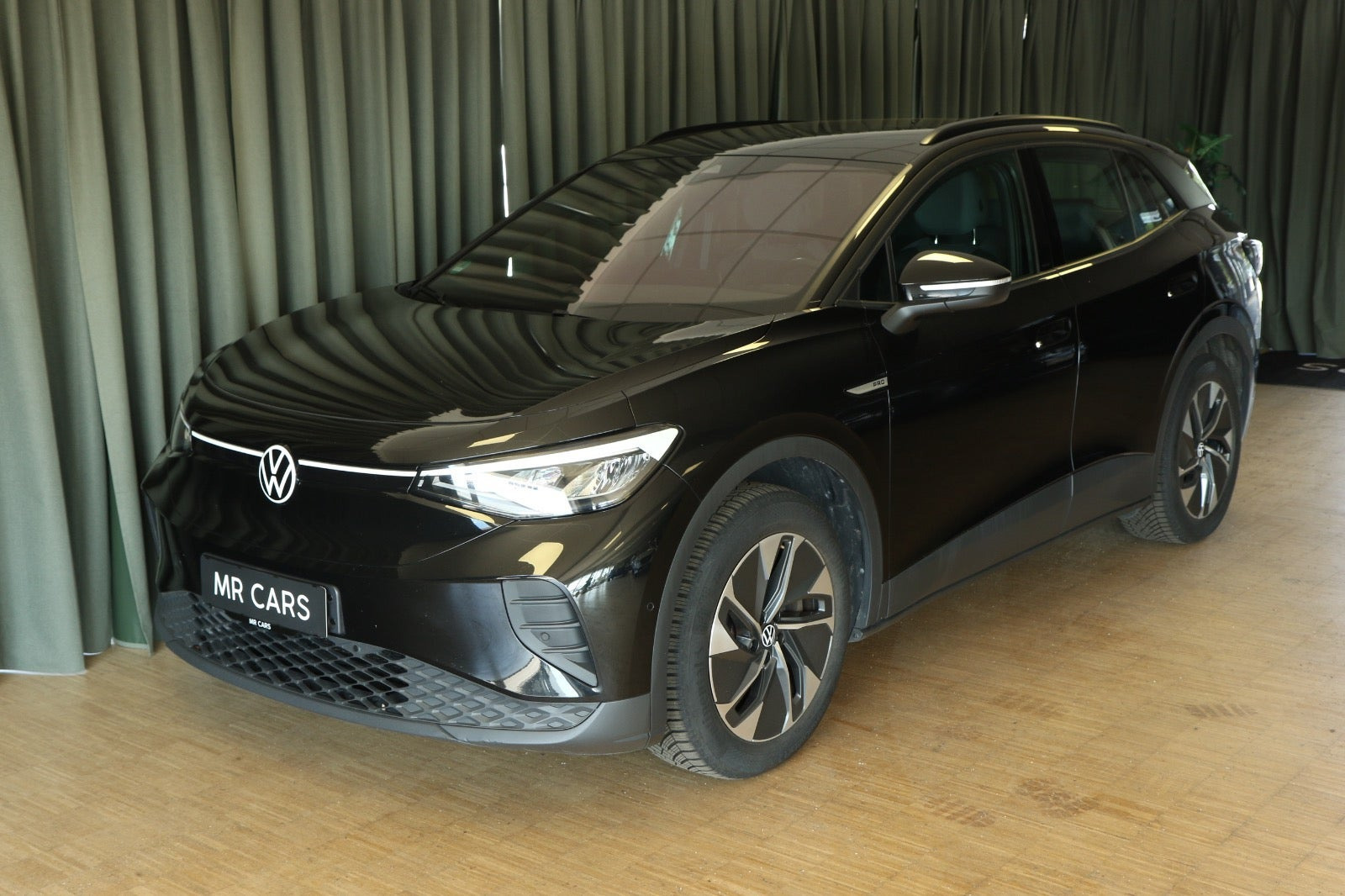 Grøn VW ID.4 fra 2023