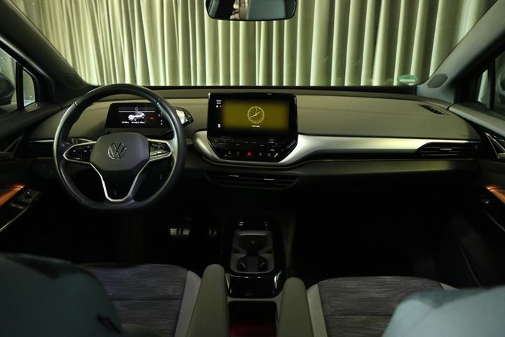 Grøn VW ID.4 fra 2023