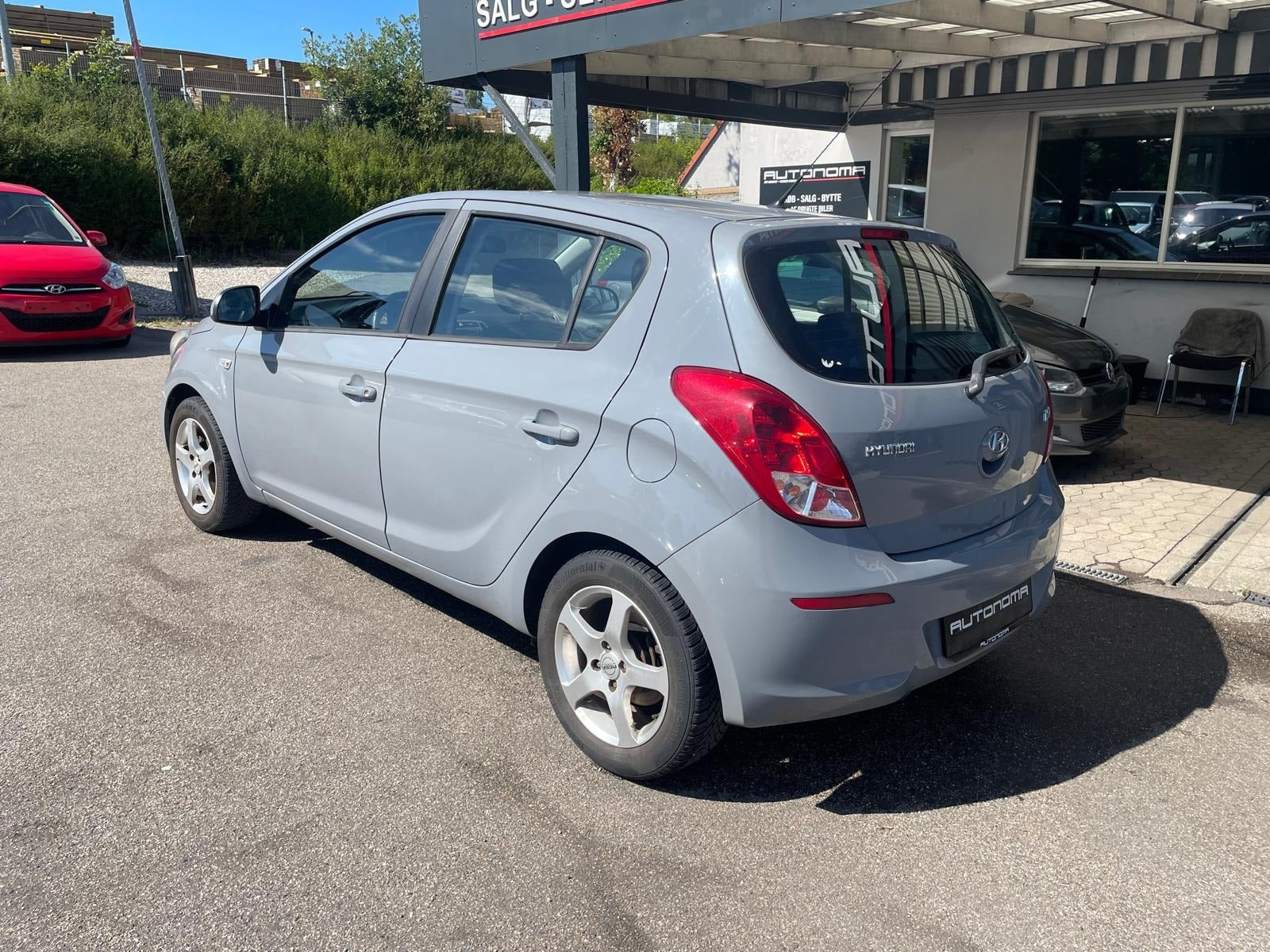 Grøn Hyundai i20 fra 2014
