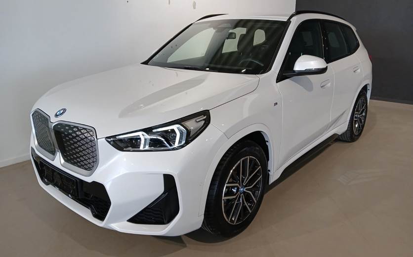 BMW iX1 xDrive30 M-Sport