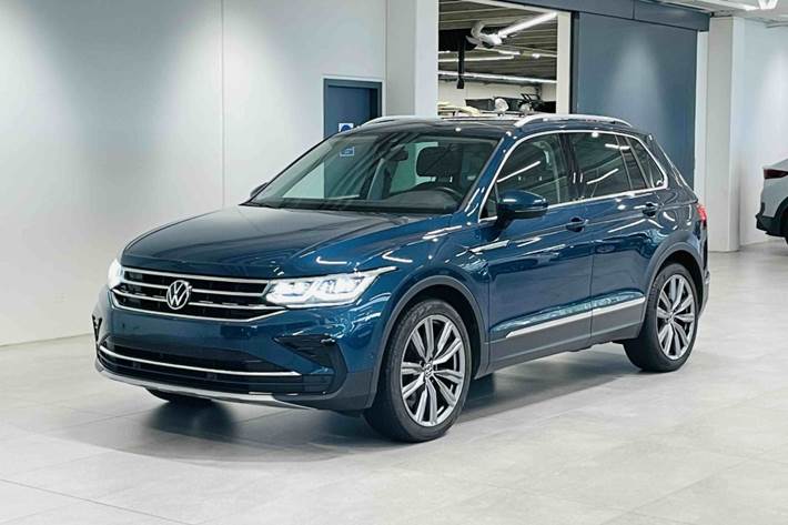 Blå VW Tiguan fra 2021