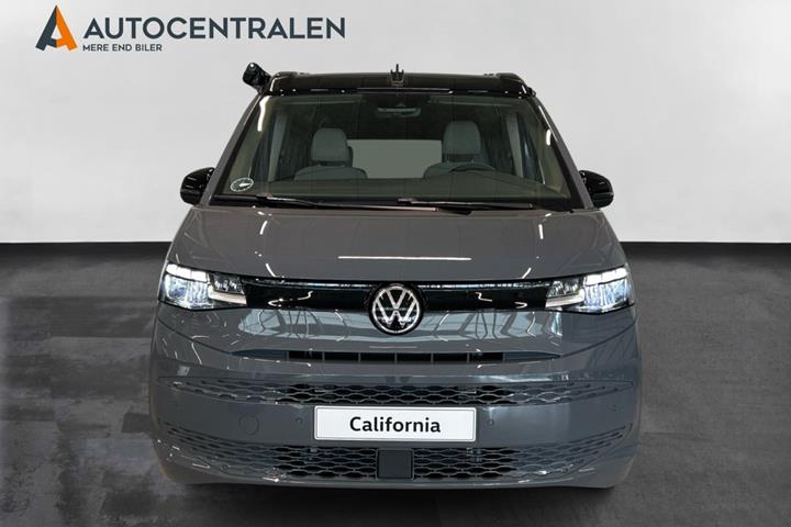 Grå VW California fra 2025