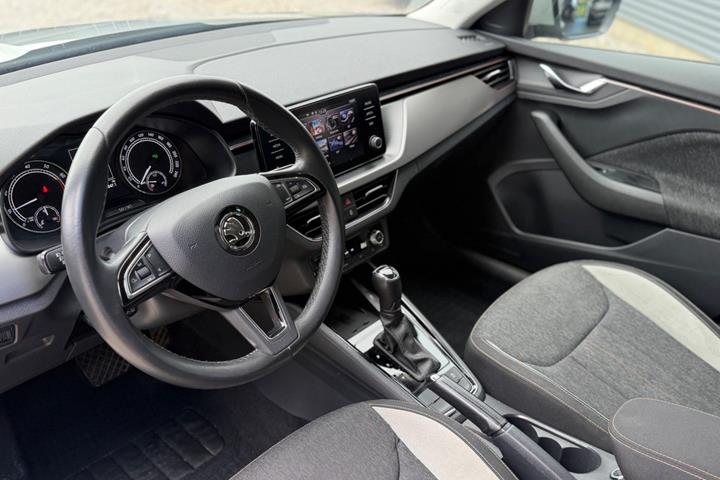 Grå Skoda Kamiq fra 2020