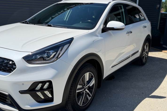 Hvid Kia Niro fra 2019