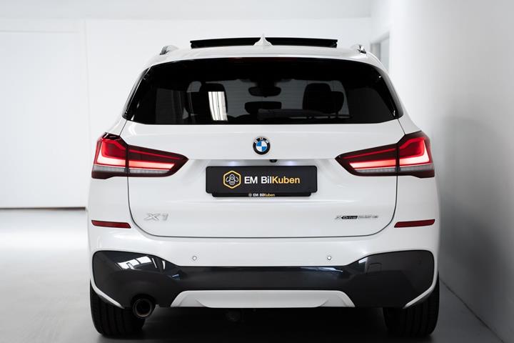 undefined BMW X1 fra 2021