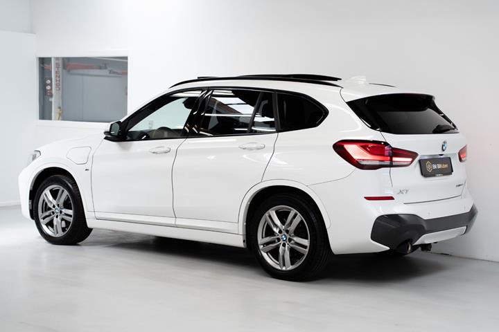 undefined BMW X1 fra 2021