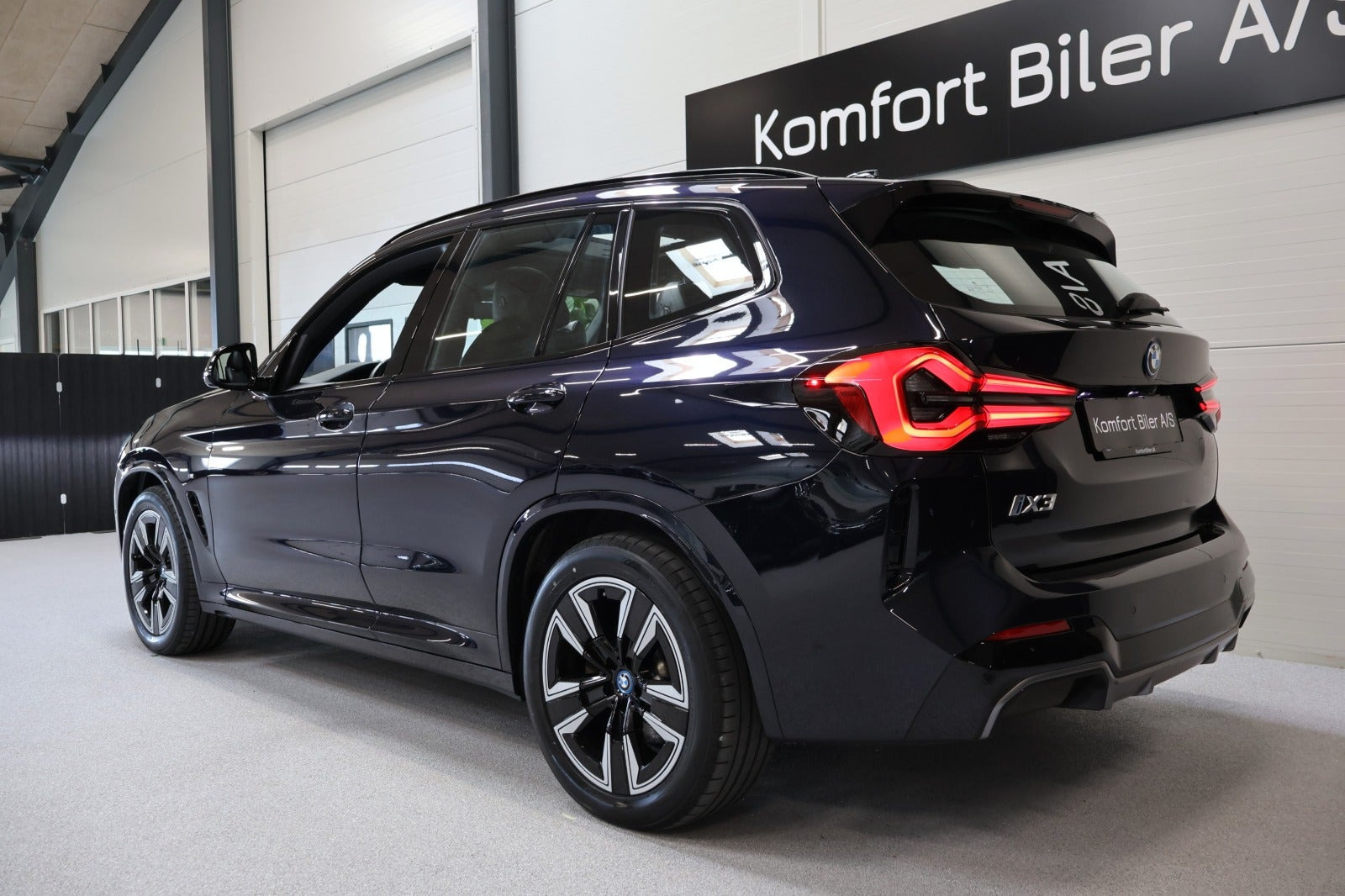 Sort BMW iX3 fra 2022