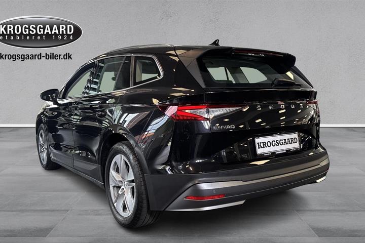 Sort Skoda Enyaq fra 2022