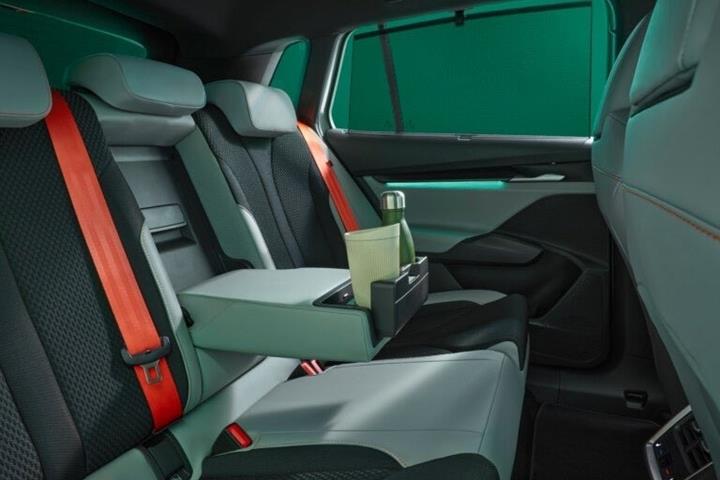 Hvid Skoda Elroq fra 2025