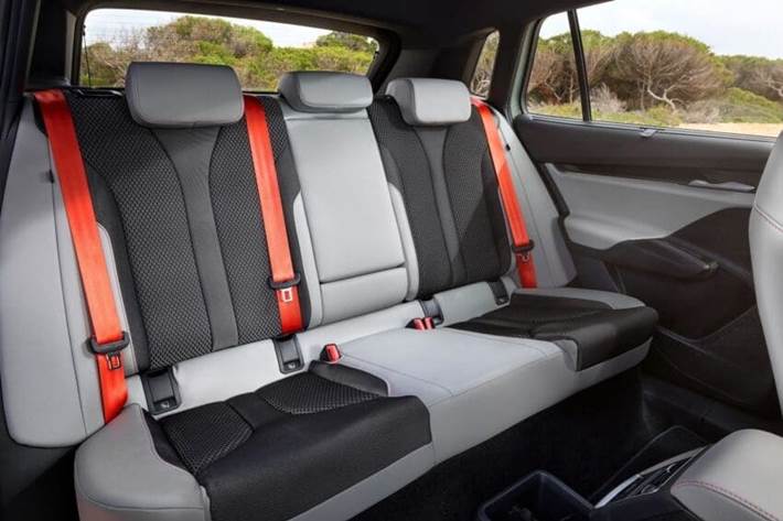 Hvid Skoda Elroq fra 2025