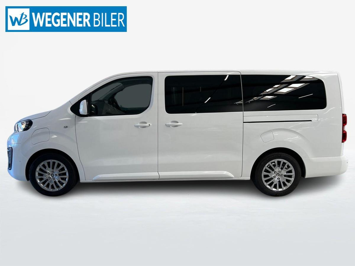 Hvid Peugeot e-Traveller fra 2021