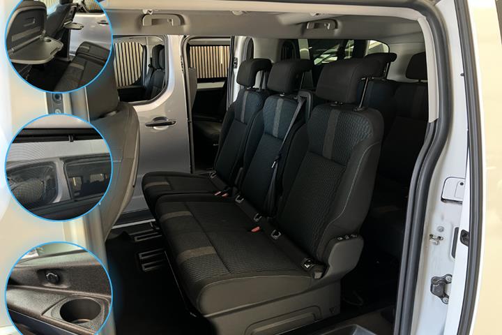 Hvid Peugeot e-Traveller fra 2021