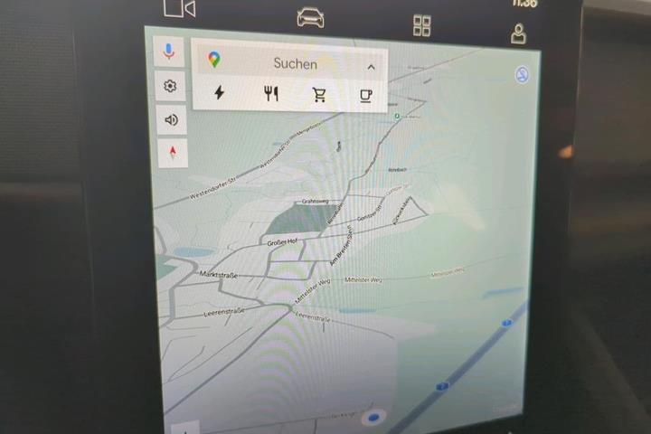 Grå Polestar 2 fra 2024