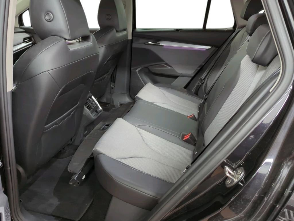 Sort Skoda Enyaq fra 2024