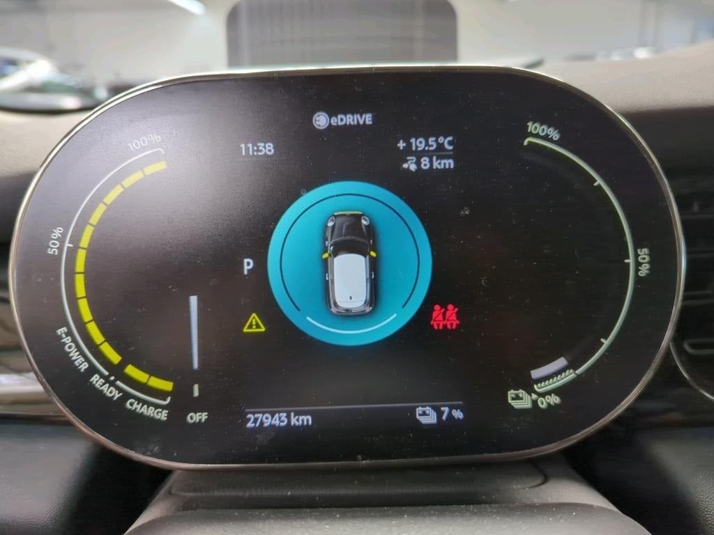 Sølv Mini Cooper SE fra 2023