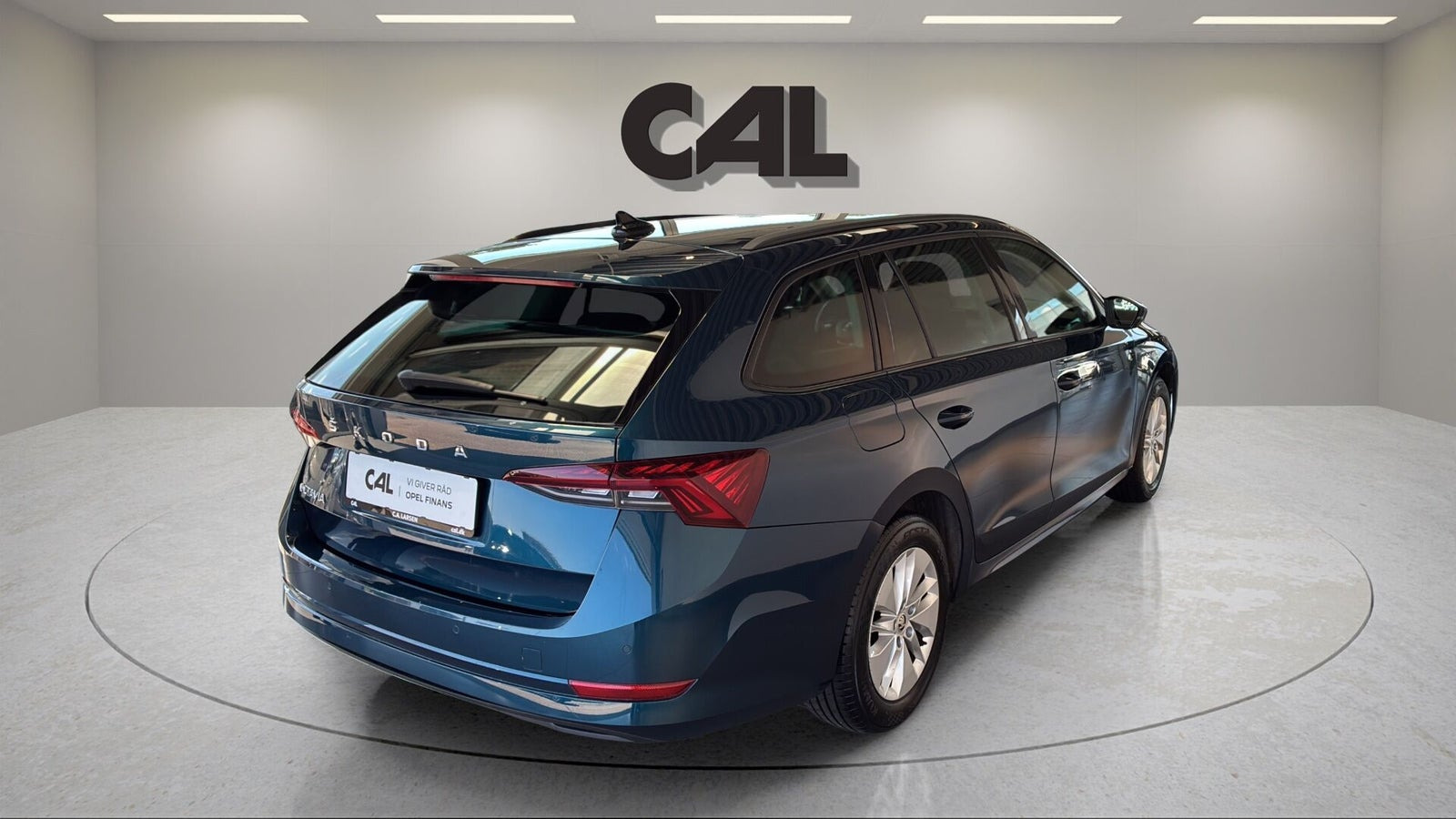 Blå Skoda Octavia fra 2021