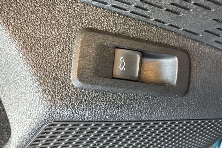 Blå Skoda Octavia fra 2021