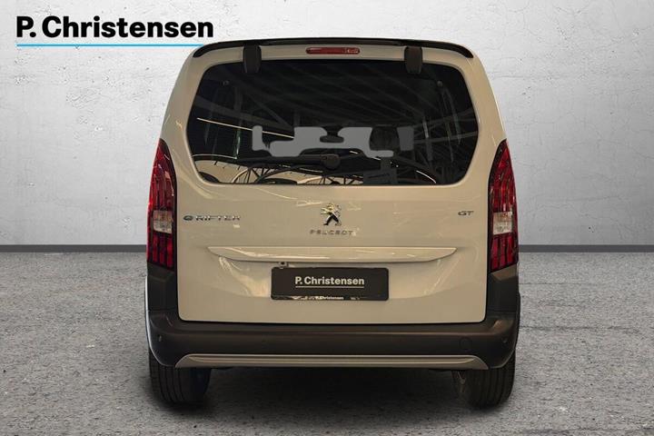 Hvid Peugeot e-Rifter fra 2025