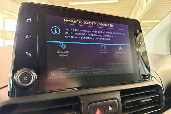 Hvid Peugeot e-Rifter fra 2025