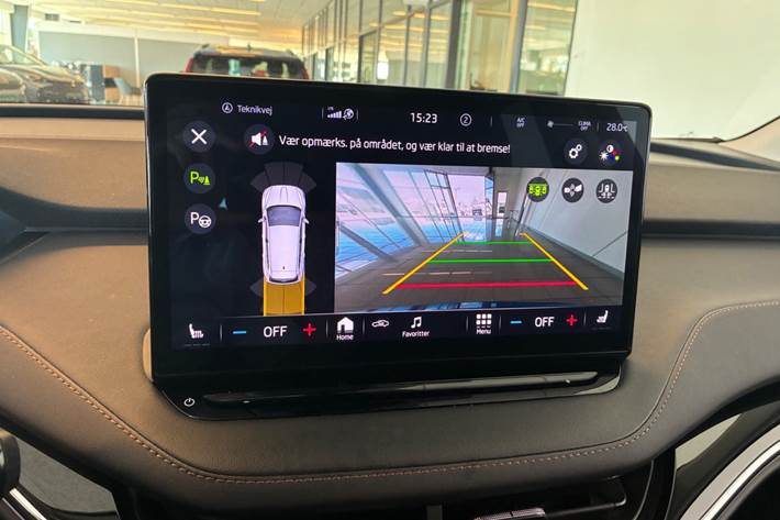 Blå Skoda Enyaq fra 2023