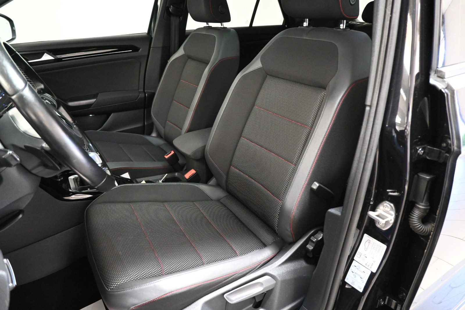 Sort VW T-Roc fra 2022