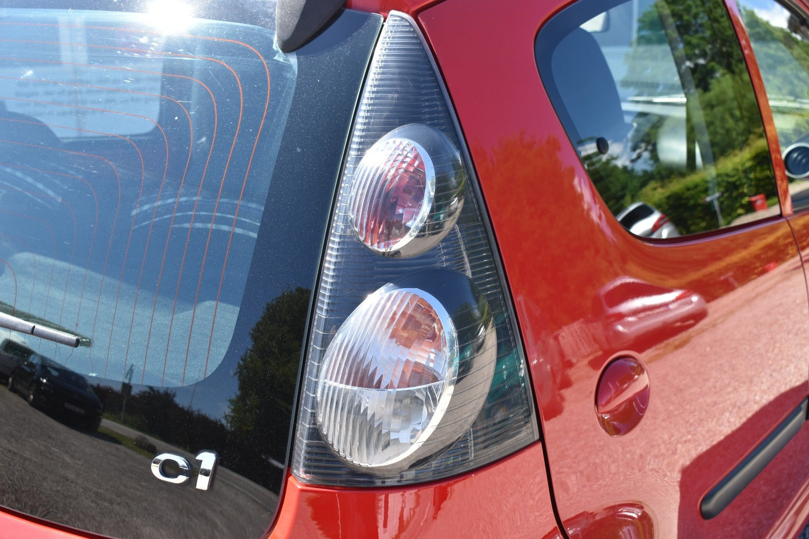 Rød Citroën C1 fra 2013