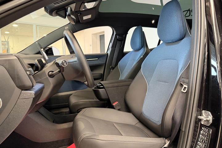Sort Volvo EX30 fra 2024