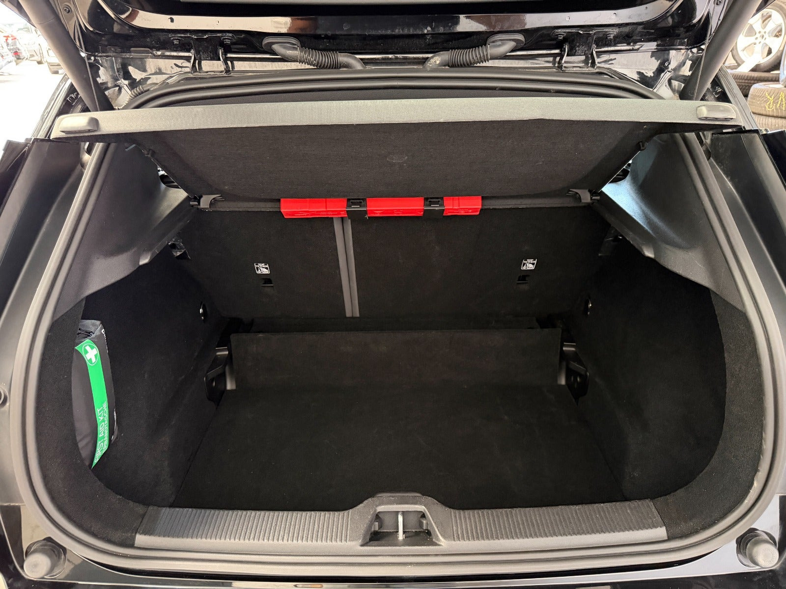 Sort Volvo EX30 fra 2024