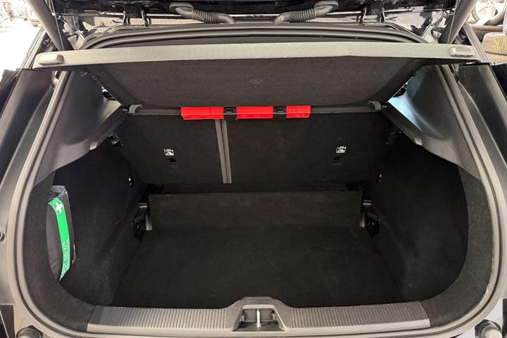 Sort Volvo EX30 fra 2024