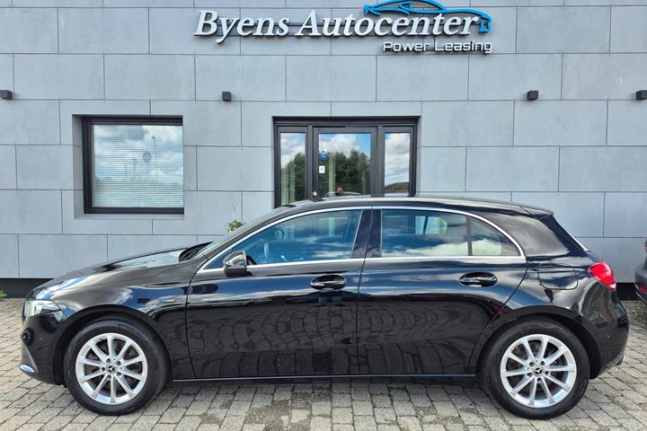 Sort Mercedes A250 e fra 2020