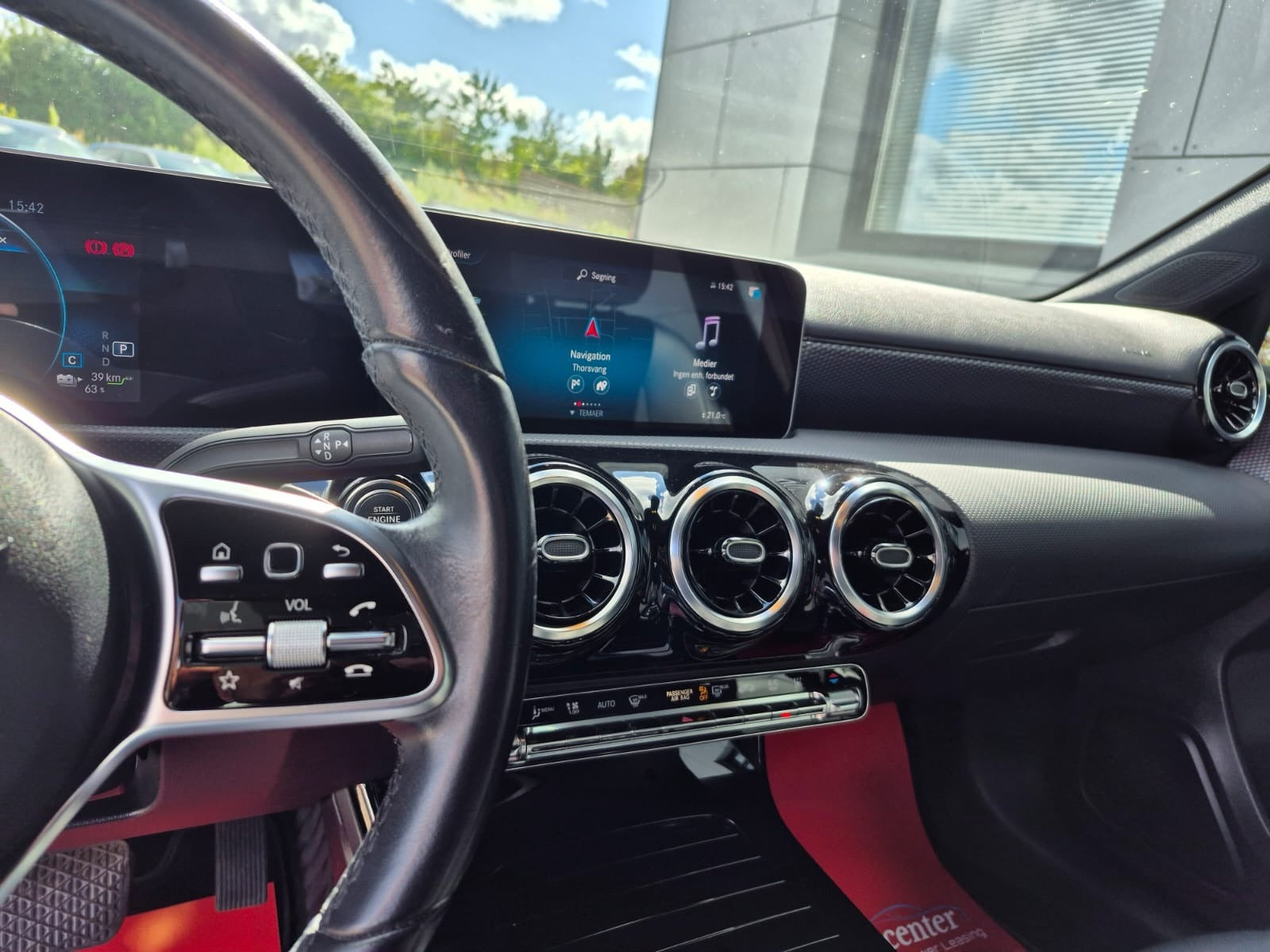 Sort Mercedes A250 e fra 2020