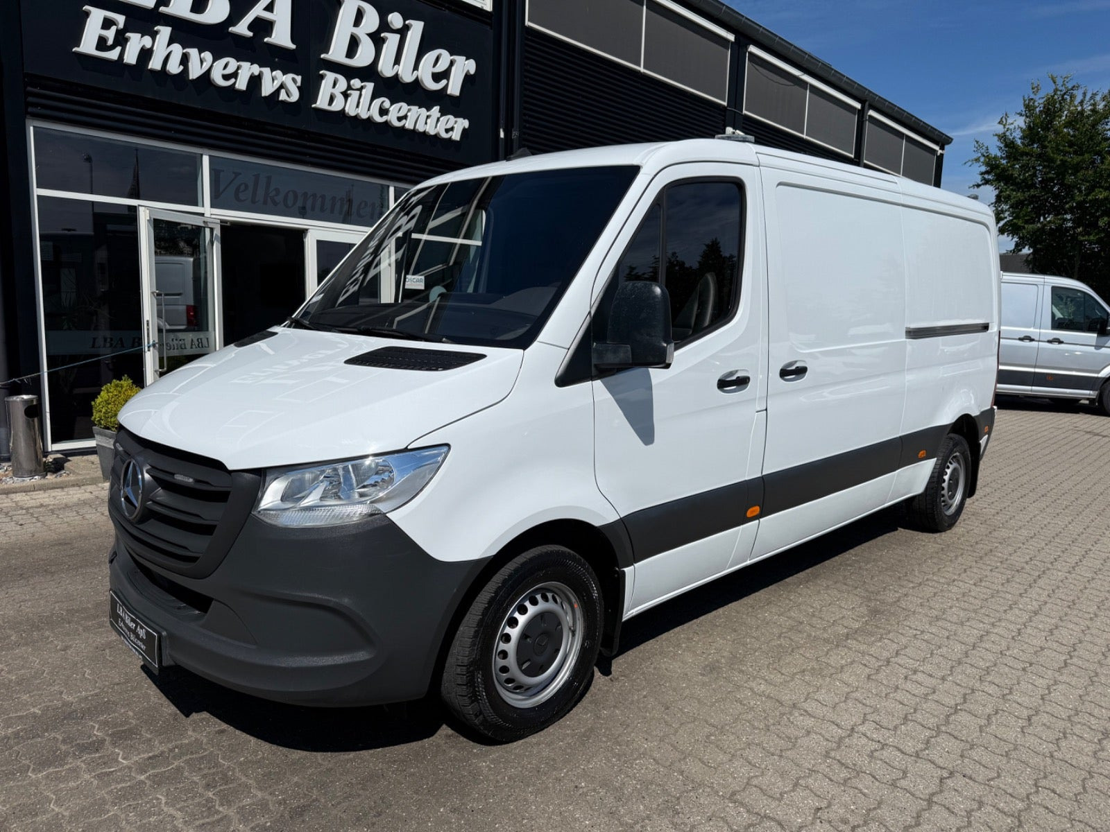 Hvid Mercedes Sprinter 315 fra 2023